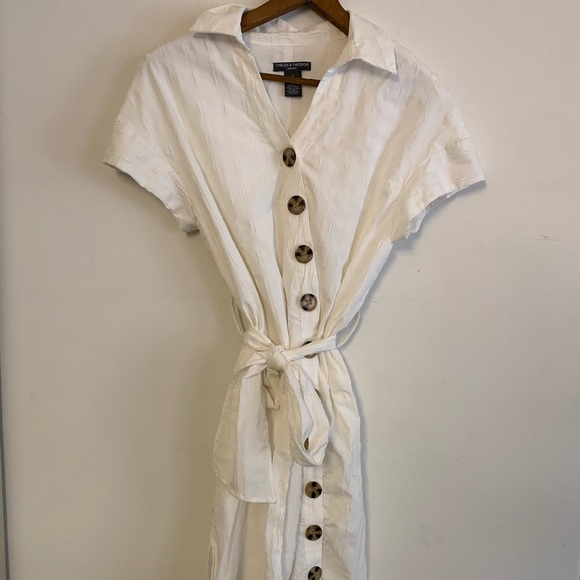 Chelsea & Theodore white button down midi dress - Picture 1 of 8